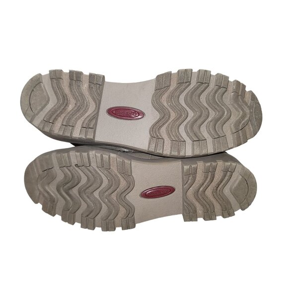 Baretraps Women's Westry Faux Fur Lug Boots with Side Zip Stay Dry System Postur - Picture 7 of 11